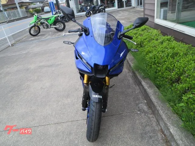 Yamaha YZF-R25 25 2025 — миниатюра 2