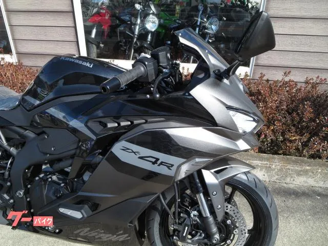 Kawasaki Ninja ZX-4R SE 26 2026 — миниатюра 3
