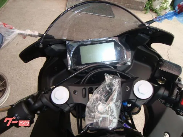 Yamaha YZF-R25 ABS 4 RG74J 2022 — миниатюра 2