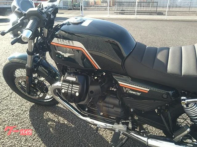 MOTO GUZZI V7 2025 — миниатюра 2