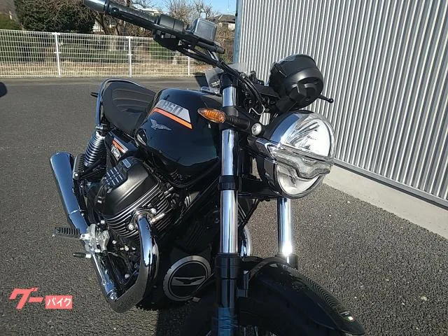 MOTO GUZZI V7 2025 — миниатюра 4