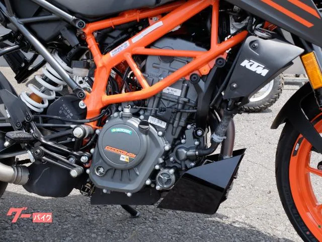 KTM 125 ABS 2022 — миниатюра 2