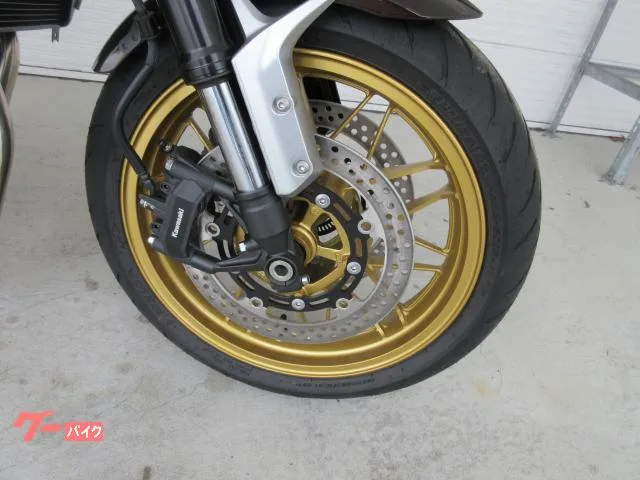Kawasaki Z900RS 2022 — миниатюра 2