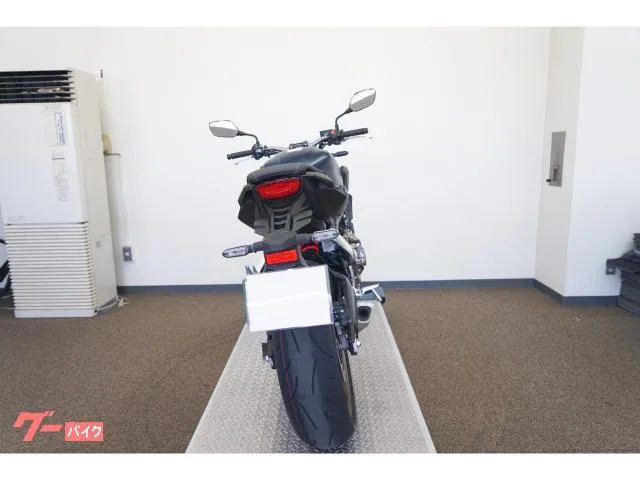 Honda CB650R 2023 — миниатюра 3