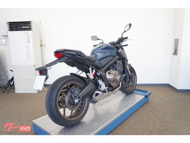 Honda CB650R 2023 — миниатюра 5