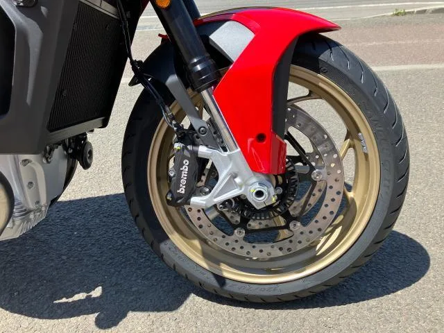 MOTO GUZZI V100 2023 — миниатюра 5