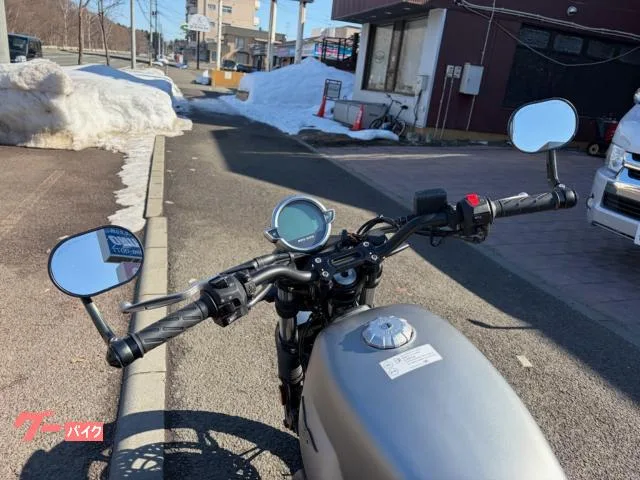 MOTO GUZZI V7 2024 — миниатюра 3