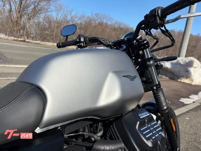 MOTO GUZZI V7 2024 — миниатюра 4