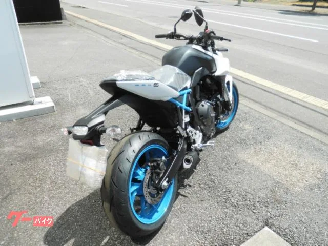 Suzuki GSX-8S 2023 — миниатюра 5
