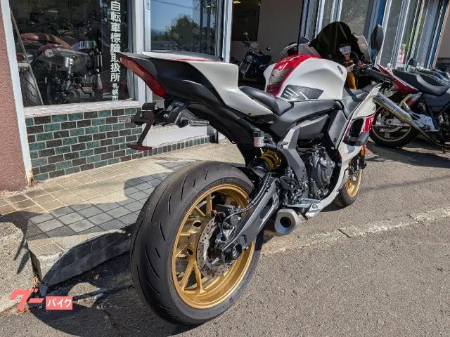 Yamaha YZF-R7 60th 2022 — миниатюра 4