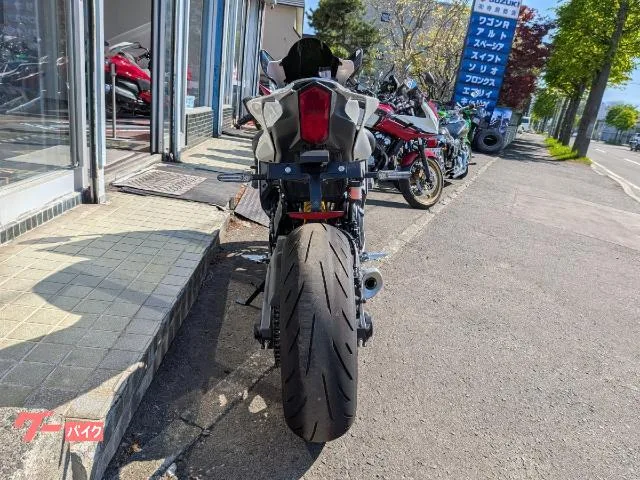 Yamaha YZF-R7 60th 2022 — миниатюра 5