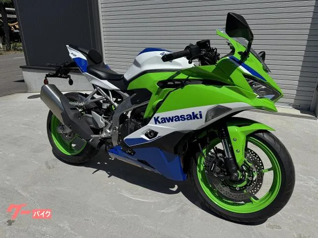Kawasaki Ninja ZX-4RR 40 2024 — фото 1, купить с доставкой в Москву
