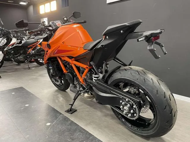KTM 1390 R 2024 — миниатюра 3