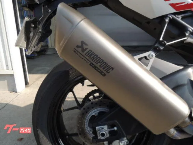 Honda CBR1000RR-R FIREBLADE SP30th Anniversary - 2022 — миниатюра 2