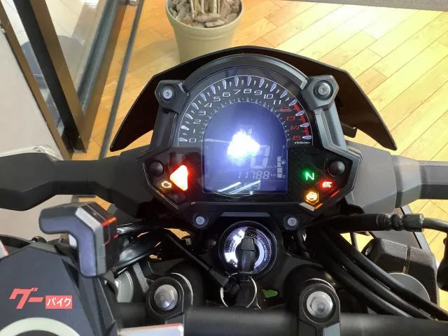 Kawasaki Z400 2023 — миниатюра 4