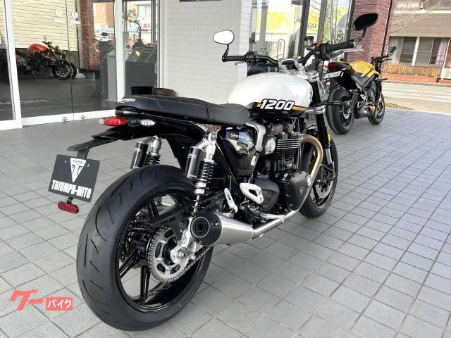 TRIUMPH 1200 105PS / 2025 — миниатюра 3