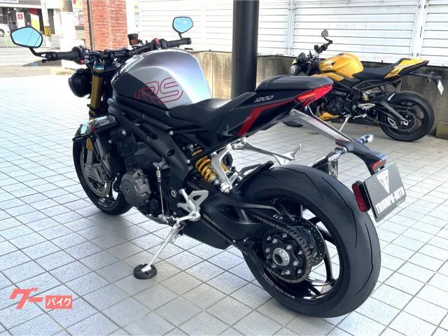 TRIUMPH 1200RS / 183 2025 — миниатюра 5