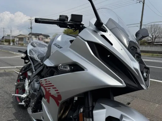 Suzuki GSX-8R 3 2024 — миниатюра 2