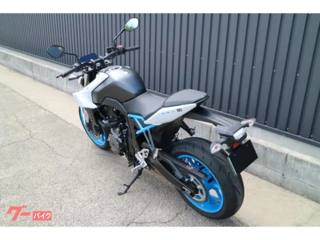 Suzuki GSX-8S 2023 — миниатюра 3