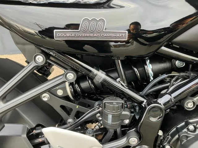 Kawasaki Z900RS Black Ball Edition 2026 ETC 2026 — миниатюра 3