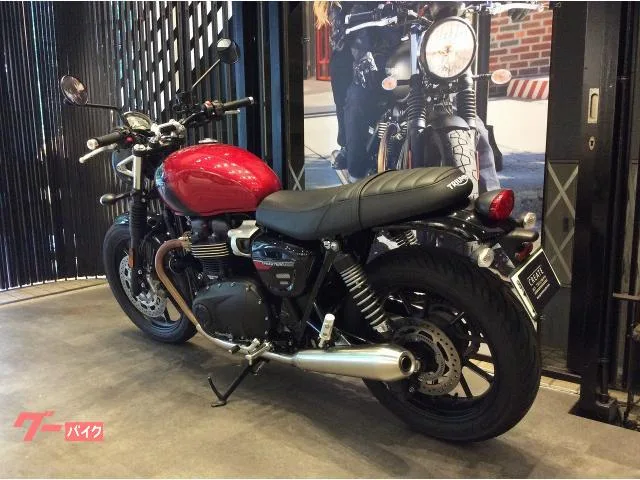 TRIUMPH 900 2024 — миниатюра 3