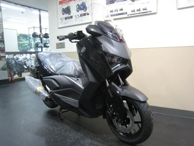 Yamaha X-MAX250 2025 — миниатюра 2