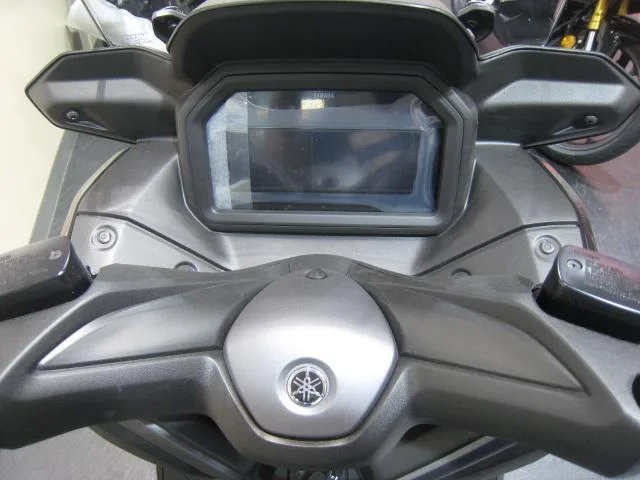 Yamaha X-MAX250 2025 — миниатюра 4