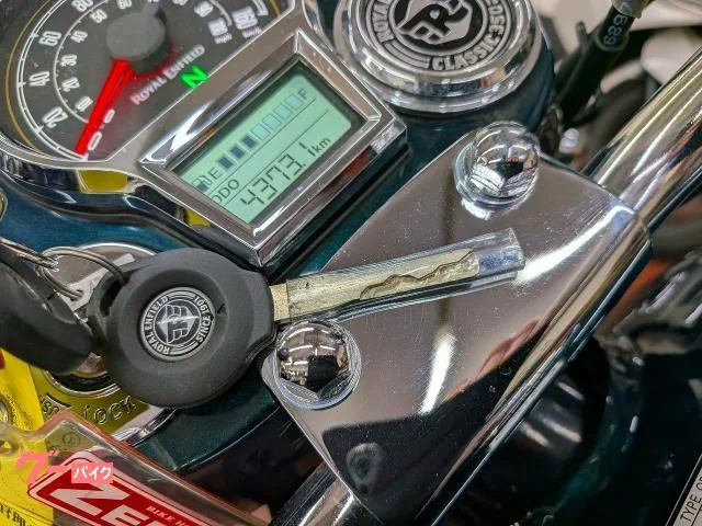 ROYAL ENFIELD 350 2022 — миниатюра 2