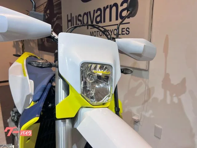 HUSQVARNA 701 2024 ETC2.0 2024 — миниатюра 2