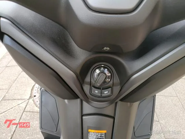 Yamaha X-MAX250 ABS 2025 5 2025 — миниатюра 3