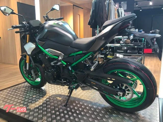 Kawasaki Z900 SE ETC2.0 USBC 2026 — миниатюра 3