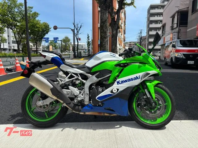 Kawasaki Ninja ZX-4RR 40 ETC2.0 USBA 2024 — фото 1, купить с доставкой в Москву