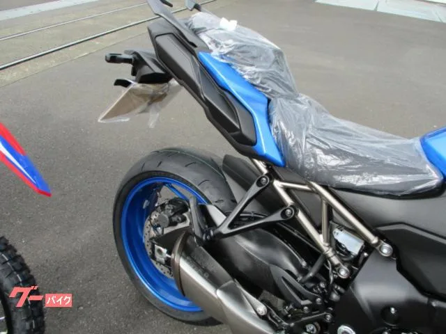 Suzuki GSX-S1000GT 2023 — миниатюра 3