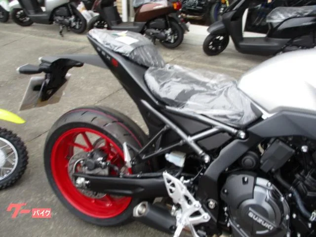 Suzuki GSX-8S2025 2025 — миниатюра 3