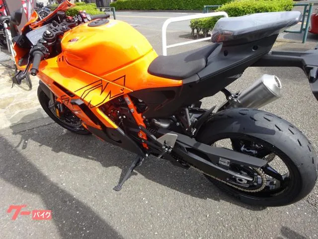 KTM 990 RC R 2026 — миниатюра 3