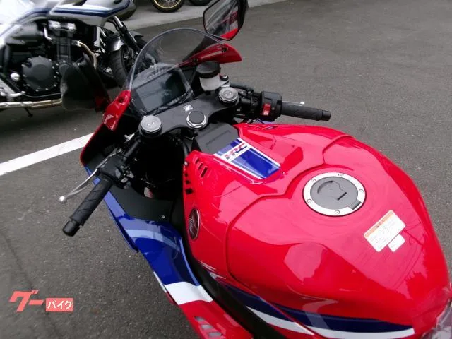 Honda CBR1000RR-R 2024 — миниатюра 4