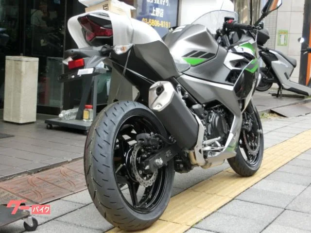 Kawasaki Ninja 400 2026 — миниатюра 3