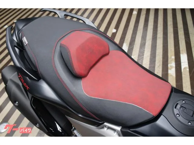 Yamaha TMAX560 25th Anniversary 2026 — миниатюра 5