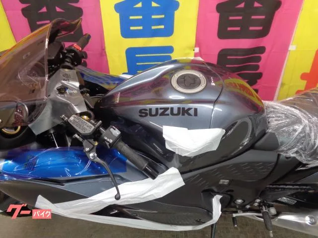 Suzuki (GSX1300R Hayabusa) 2026 — миниатюра 2