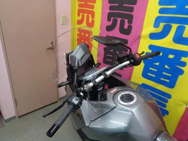 Suzuki V- 800 2026 — миниатюра 2