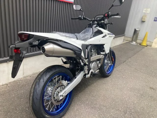 Suzuki DR-Z4SM 2025 2025 — миниатюра 5
