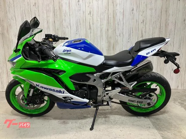 Kawasaki Ninja ZX-4RR 40th anniversary edition USB 2024 — миниатюра 3