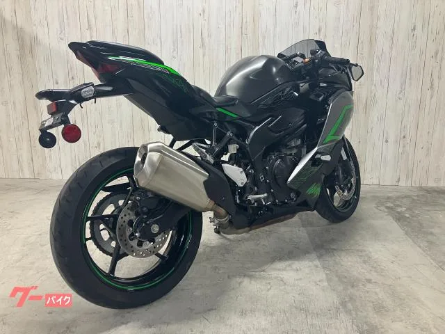 Kawasaki Ninja ZX-25R SE ETC 2023 — миниатюра 2