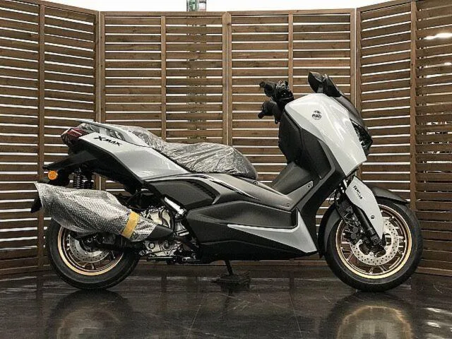 Yamaha X-MAX250 2025 — миниатюра 2