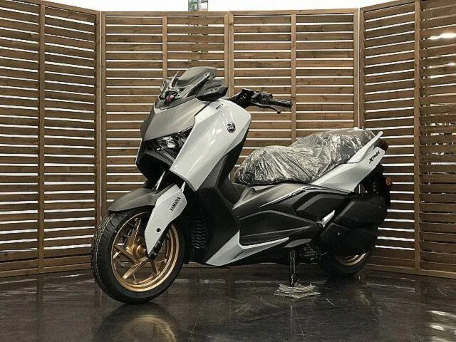Yamaha X-MAX250 2025 — миниатюра 4