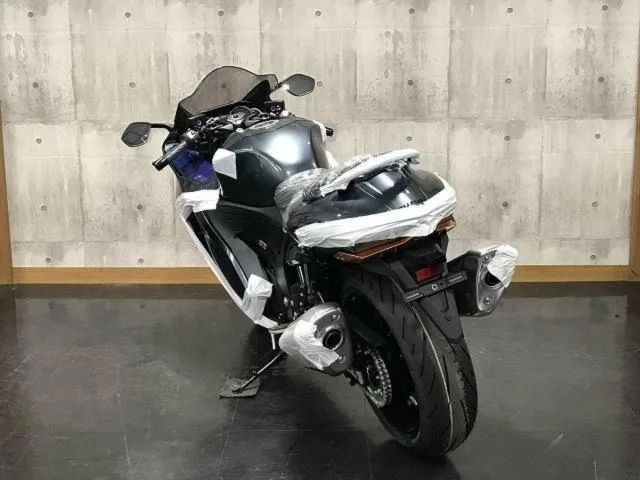 Suzuki (GSX1300R Hayabusa) 2026 — миниатюра 5