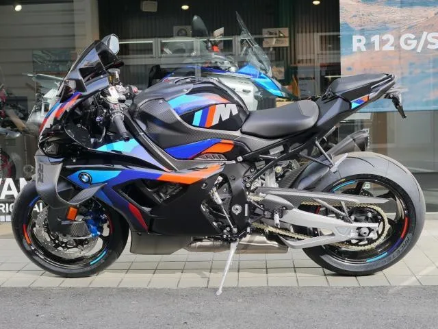 BMW M1000RR M 3 2026 — миниатюра 2