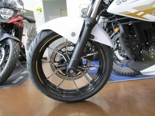 Suzuki GIXXER 250 2026 — миниатюра 5