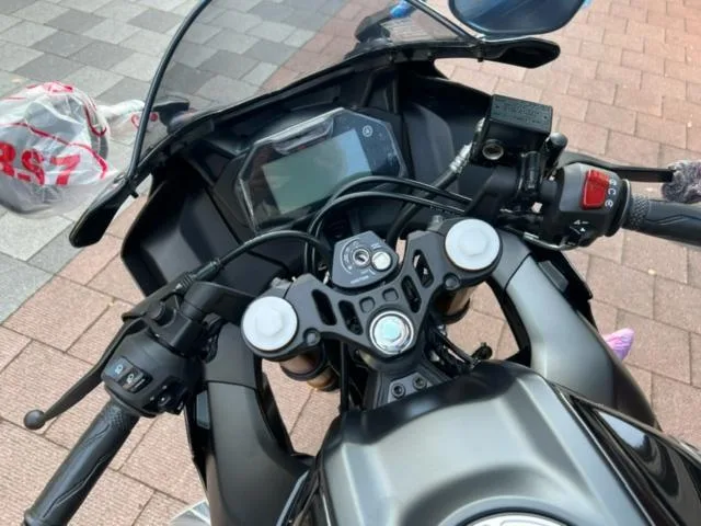 Yamaha YZF-R15 2023 — миниатюра 5
