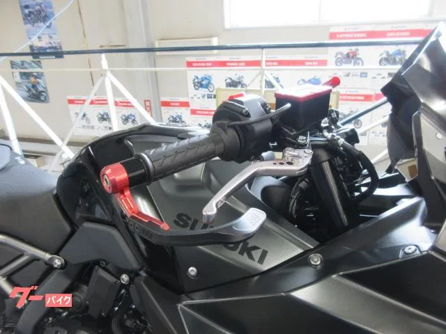 Suzuki GSX-8R 2025 — миниатюра 3